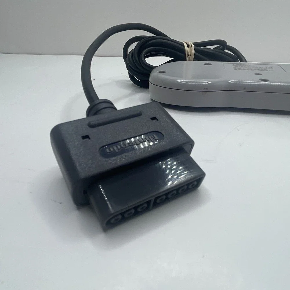 OEM Gray Nintendo SNES Classic Wired 16-Bit Purple Buttons Controller SNS-005